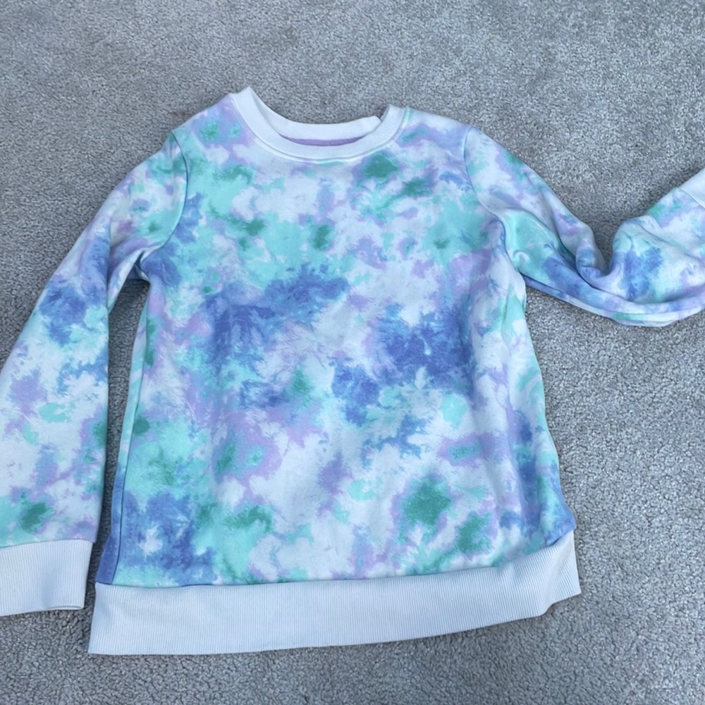 Girls Tie Dye Sweatshirt Size Medium 7/8 Cat and Jack